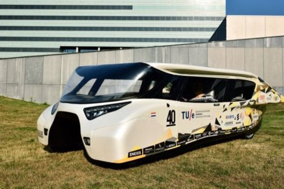 Neues Solar-Mobil produziert mehr Strom als es verbraucht