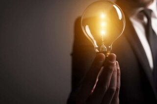 Mit hellem Köpfchen Kosten für Licht sparen